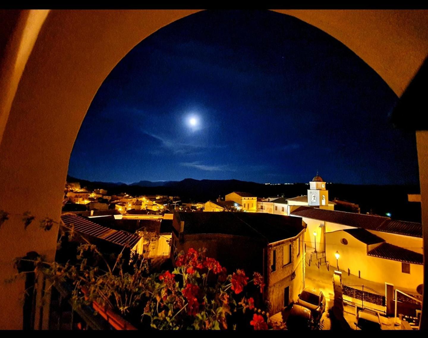 Su Carreri Bed & Breakfast Armungia Bagian luar foto